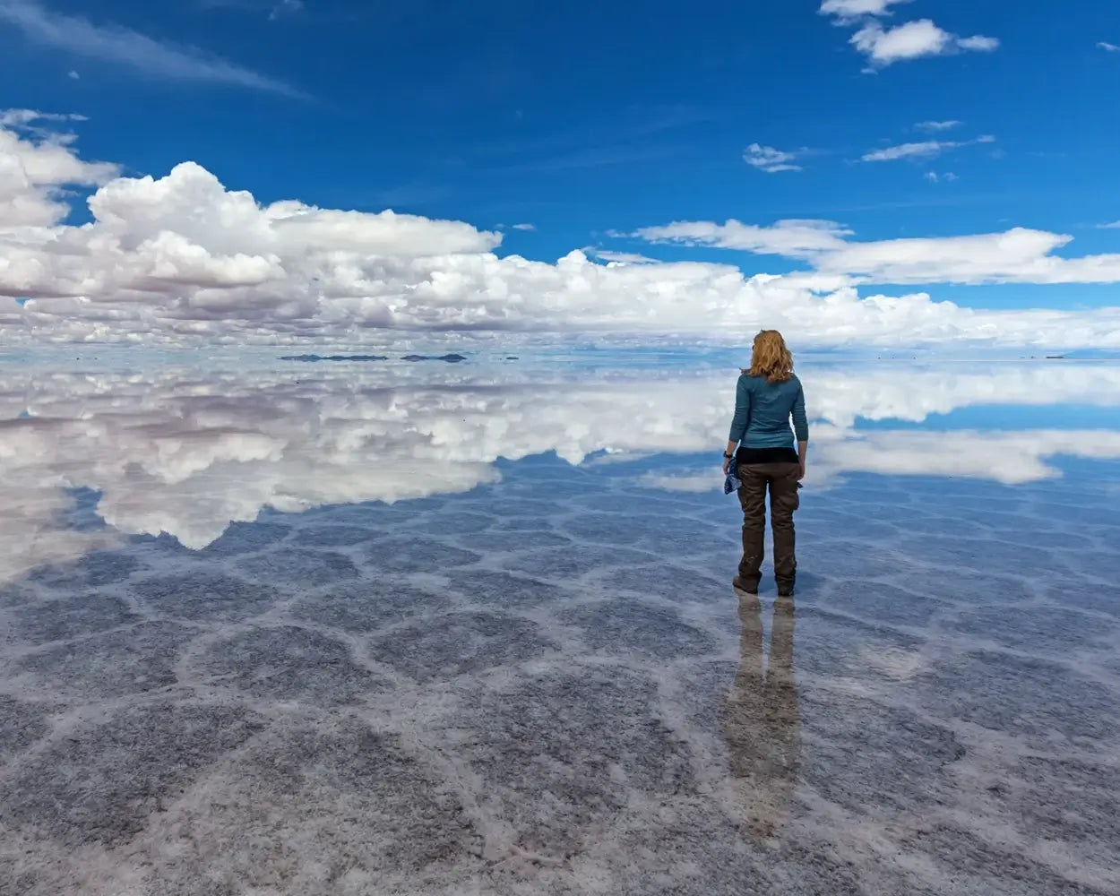 Salar de Uyuni salt flats sunset